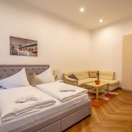 Vojtesska Apartment By Ruterra Prag Dış mekan fotoğraf
